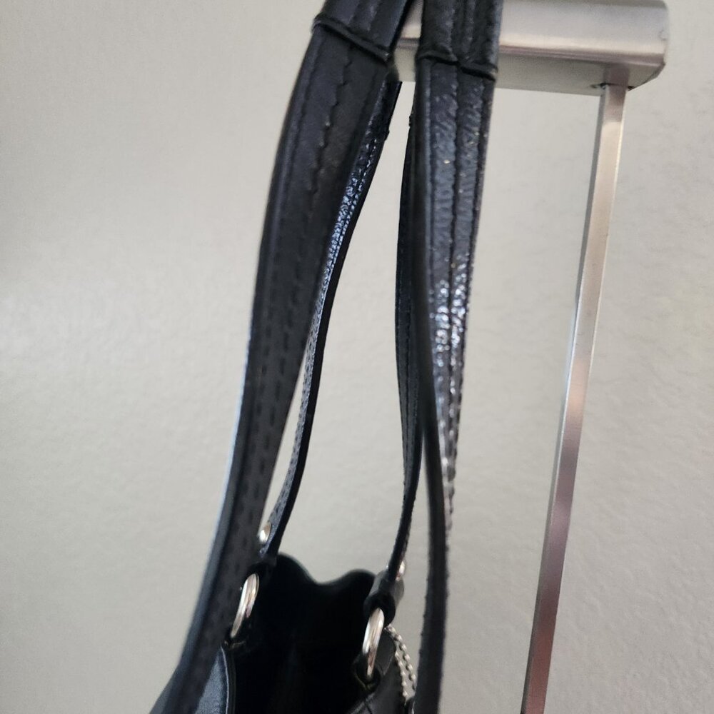Euc Coach Soho East West Black Leather Shoulder Bag - Picture 6 of 14